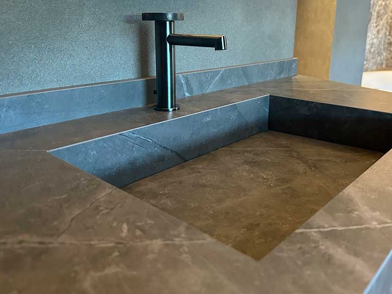 Servizio Bagni e arredo bagni - Parlato Marmi